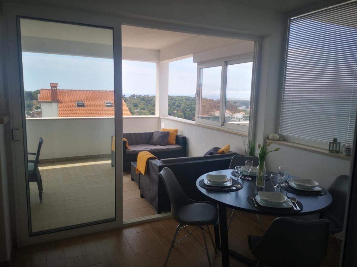 Apartment Stefica Hvar Town