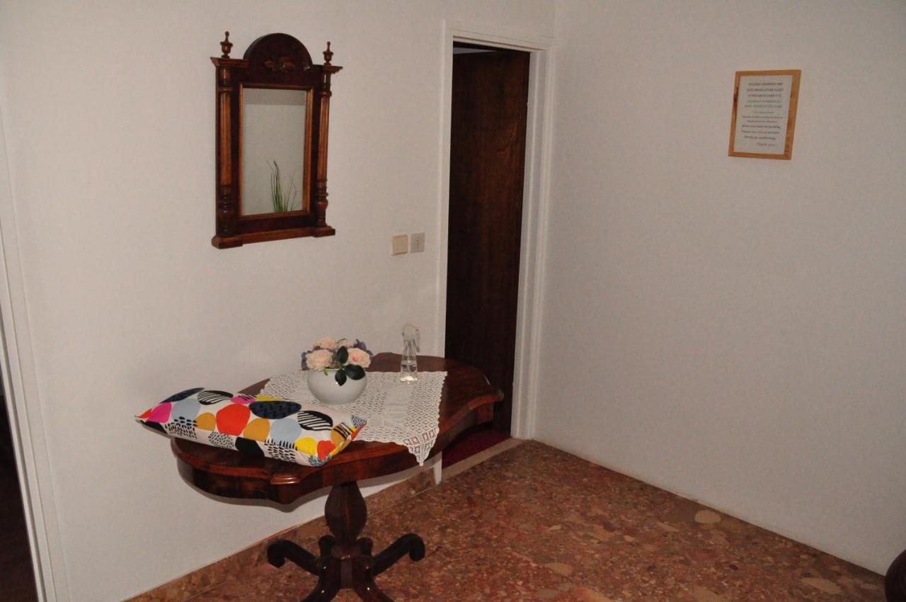 Stefica Apartment *