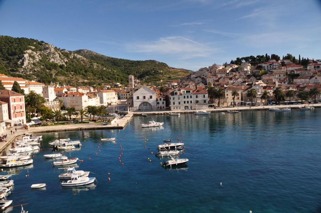 Apartment Stefica Hvar Town