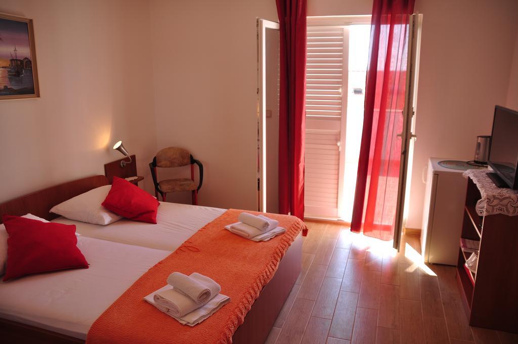 Apartment Stefica Hvar Town
